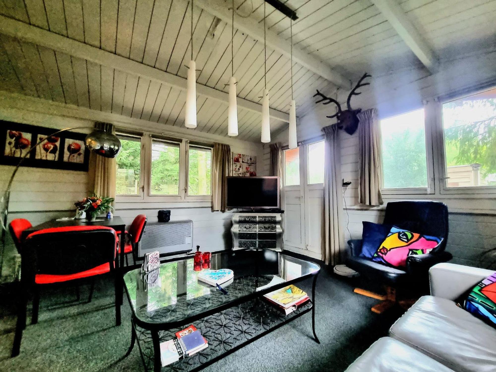 Chalet Op Een Rustig Park In De Natuur 푸텐 외부 사진