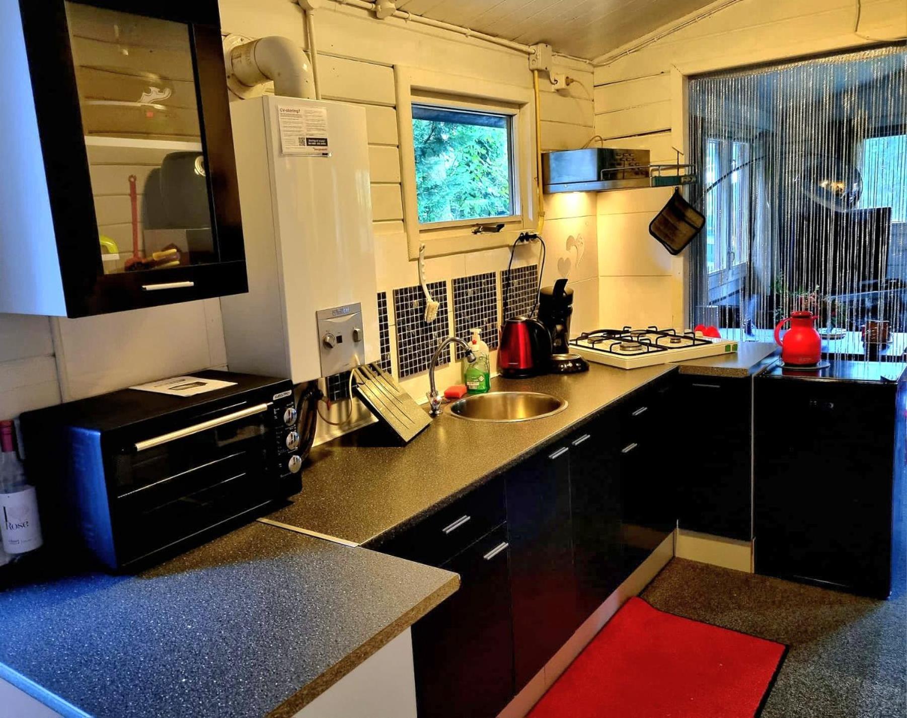 Chalet Op Een Rustig Park In De Natuur 푸텐 외부 사진