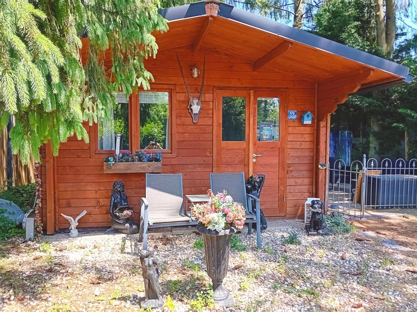 Chalet Op Een Rustig Park In De Natuur 푸텐 외부 사진